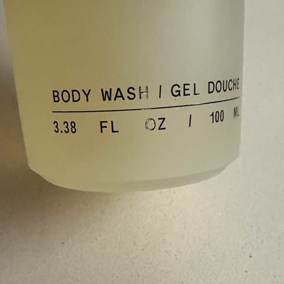 Brand new Salt & Stone Bergamot & Hinoki Body Wash and roll on fragrance - Picture 3 of 3